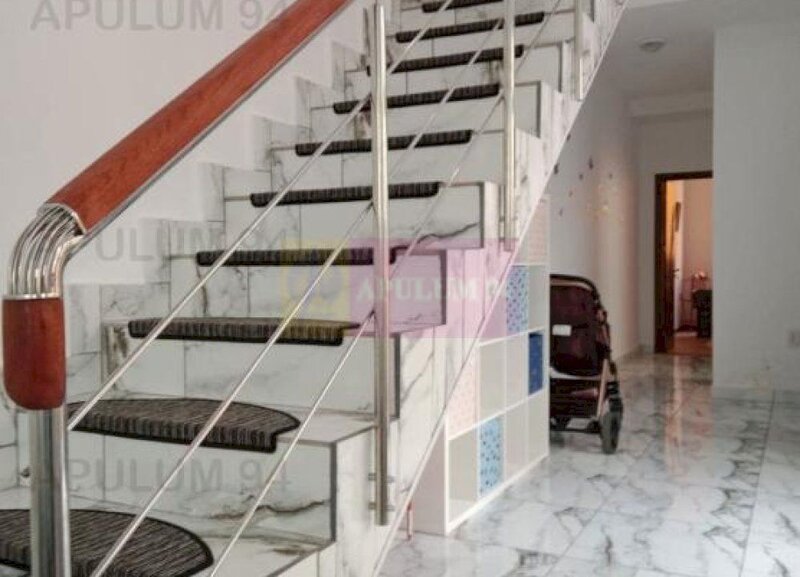 Vila P+1 sector 3, zona Mall Vitan | Locuinta sau firma